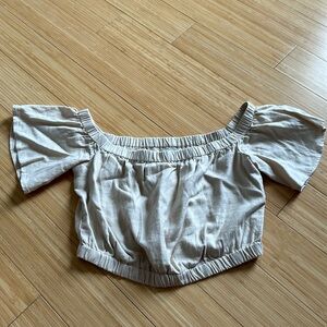 PRICE DROP!💛 Abercrombie & fitch linen flowy crop top